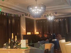 -龙虾酒吧扒房(宁波香格里拉店)