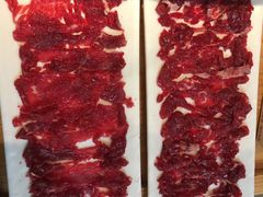 现切鲜嫩牛肉-为什么牛潮汕牛肉火锅(中信广场店)