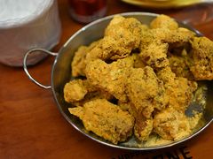 -BHC炸鸡(明洞总店)