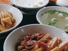 干拌面-松树干拌面店