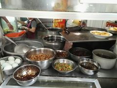 -花溪牛肉粉(八鸽岩店)
