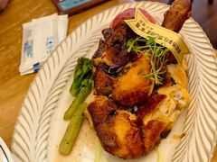 -秘密旅行Bonjour(黑金冠 江南西店)