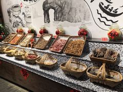 -客家大院·非遗赣南客家菜(郁孤台店)