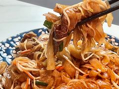 广式炒牛河-园里前·10年私厨·福建菜(台江万达鳌峰洲店)