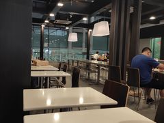 大堂-麦当劳(深圳北站高铁店)