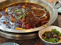 -王婆乔鲜鱼自助火锅(蜀汉路店)