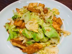 特色馕炒圆白菜-巴依老爷新疆美食(牡丹园店)
