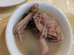 -红旗山庄(圭峰山店)