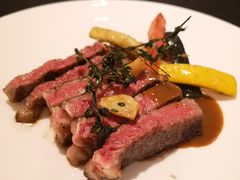 安格斯西冷牛扒配红酒松露汁-圣丰索菲特·法国餐厅