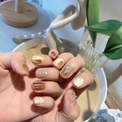 -米小兔美甲美睫