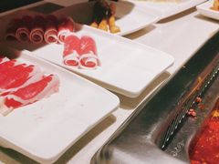 -海底捞火锅鲜切牛肉主题店(长寿路店)