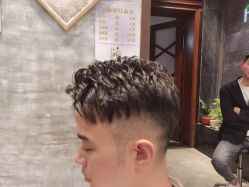 -T.1 hair salon烫染接发