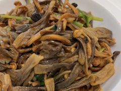 -新丁香海鲜酒店(银海商贸城店)