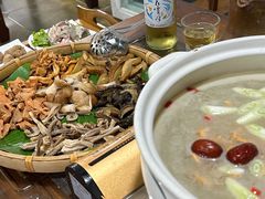 -阿鹏故事云南野生菌火锅(人民路店)