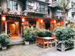 -泡桐树街