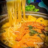 柳州本土人都赞不绝口的螺狮粉煲你确定不去试试？
