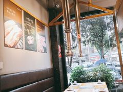 -唯成•韩国炭火烤肉 유성고기