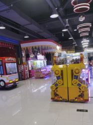 -哈尼鹿儿童乐园(长沙梅溪湖步步高店)