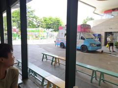 -憨铁匠老火锅(龙岗万科里店)