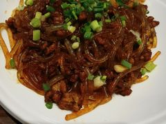 HOLD住手工粉条-巴依老爷新疆美食(牡丹园店)