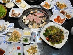 -青松馆韩国料理(香港中路佳世客店)