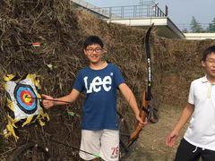 -田园东方蜜桃村的田野营地