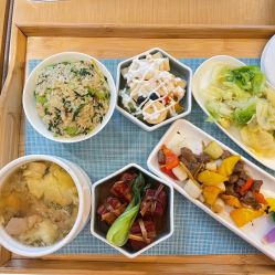 点击看大图 -和伊母婴护理中心·全套房(金山店)