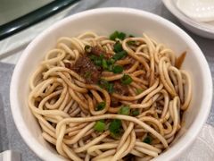 风味热干面-亢龙太子酒轩(东湖店)