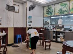 大堂-周门传统竹升面