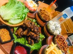 -肥肥虾庄·金牌油焖大虾(杨园滨江时代walk店)
