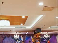 -御满江海鲜酒家(洛溪新城店)