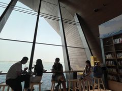 -抱抱地球咖啡馆(国家海洋博物馆店)