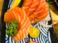 三文鱼厚切-小川洋风料理(江汉路店)