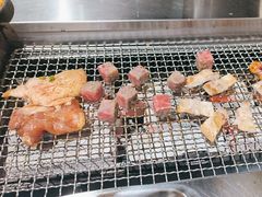 -马路牙子烧烤音乐酒馆(望京店)