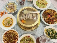 -汗腾格里·风味餐厅(新疆驻京办店)
