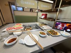 -海底捞火锅(新松江路生日主题店)