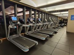 -广州天河希尔顿酒店