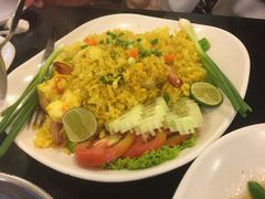 -J Daeng Seafood