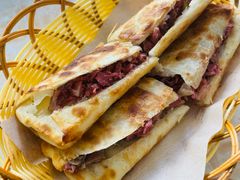 -河间正宗驴肉火烧(听海居店)