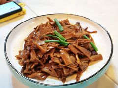 肉汁山野笋-锦園(伊势丹美食城店)