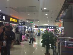 -广州白马服装市场