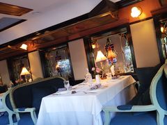 -火车头法国西餐厅