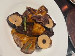 蒜片炒和牛-杭州西子湖四季酒店·金沙厅