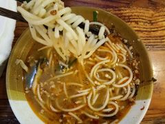 -滇香肴·云南菜蒸汽石锅鱼(云南北路店)