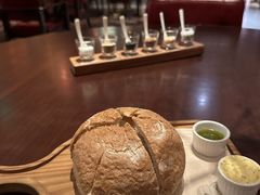 餐前面包-恰餐厅及酒吧 CHAR Bar & Grill (北京丽都皇冠假日店)