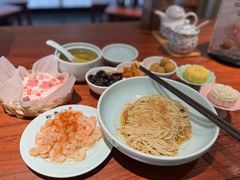 -裕兴记•蟹黄面馆(人民广场店)