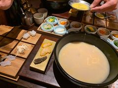 -银米·云南传统过桥米线(双廊黑金冠店)