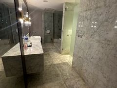 -上海虹桥西郊假日酒店