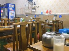 大堂-泸州酸菜豆花火锅川师店