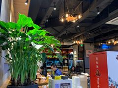 大堂-渝是乎川渝小炒(新世界百货望京店)